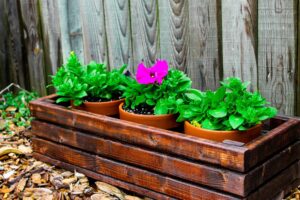 diy-wooden-planter-box